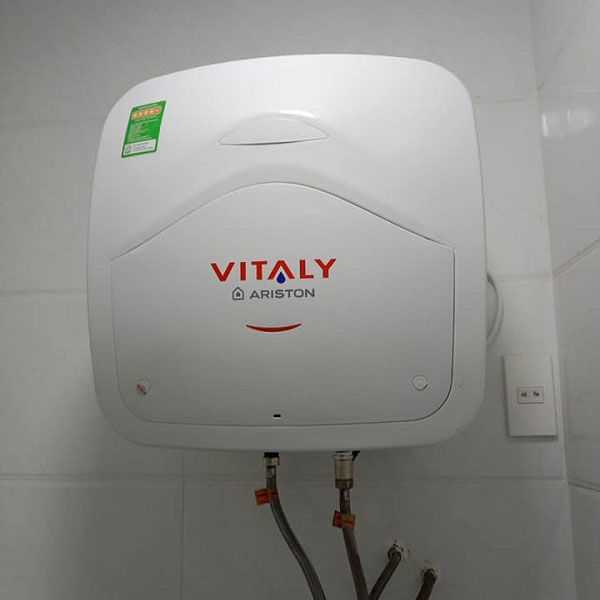 Máy tắm nước nóng gián tiếp Ariston Vitaly 15 2.5 FE